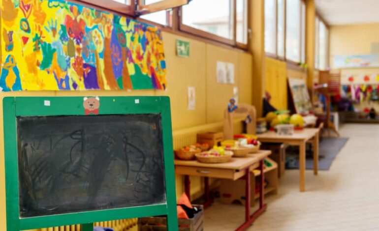 Iscrizioni: ecco quando si può trattenere nella scuola dell’Infanzia il bambino