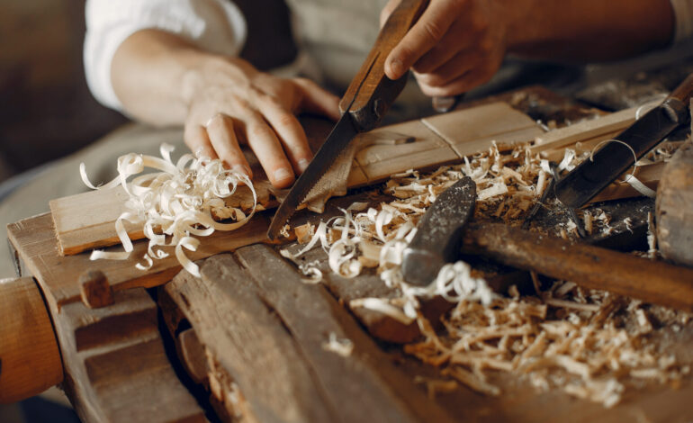 Laboratorio di tecnologie del legno (B-26). Ecco i titoli d’accesso e dove insegnare