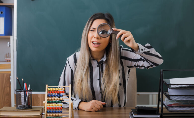 Corsi abilitanti, la FLC CGIL scrive ai Ministeri: “Servono chiarezza e tempi certi”