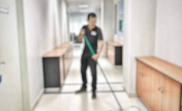 Definiti gli organici ATA per il 2025/2026: dal 2026 previsto un taglio di oltre 2.100 posti