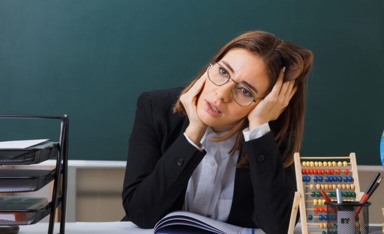 Ritardi, carenze e tanfo: tutti i disagi