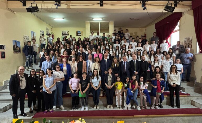 Valditara in visita in Calabria