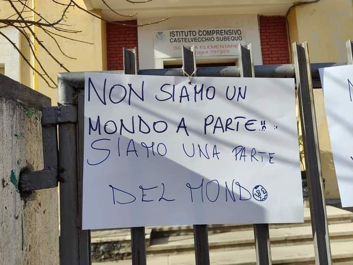 Abruzzo, intero comprensorio contro la pluriclasse. Lettera all’USR