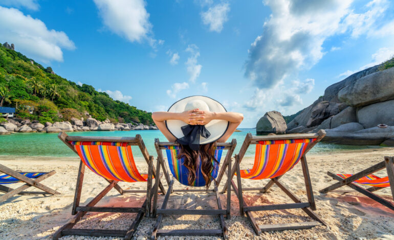 Vacanze estive più brevi? Le famiglie si dividono sulla proposta Santanchè